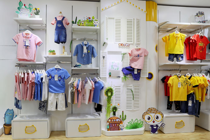 叮当猫儿童用品有限公司,是一家专注于童装产品设计研发与营销管理的