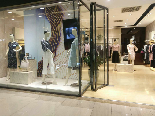 经典故事品牌旗舰店店面