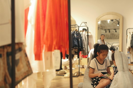 小食梦兽品牌旗舰店店面图第一张