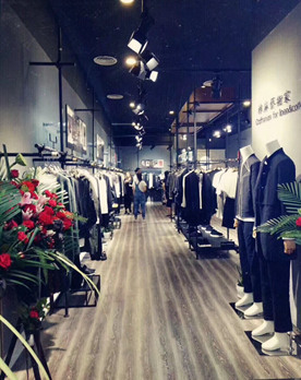 线锁品牌旗舰店店面